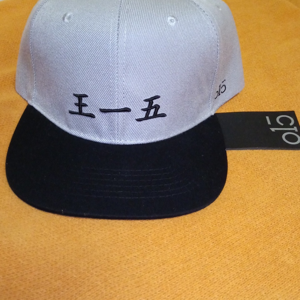 O1c Snapback Cap